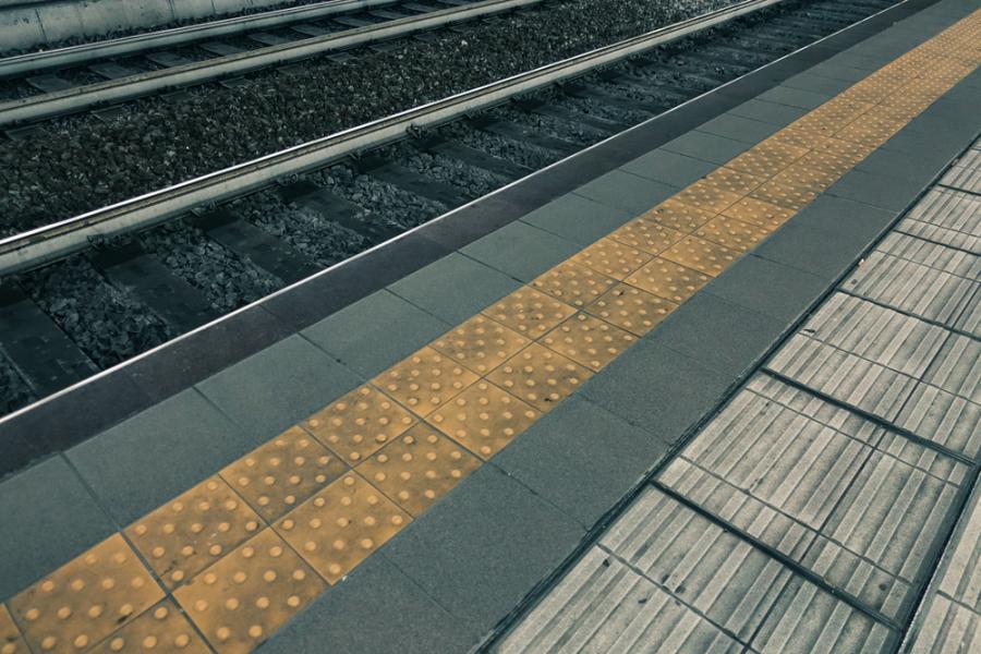 Ada Color Compliance